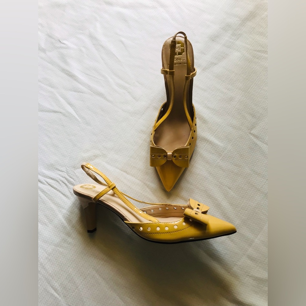 MONET Yellow Bow Pointed-Toe Slingback Heels